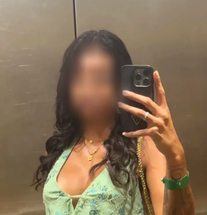 Gemma, 23